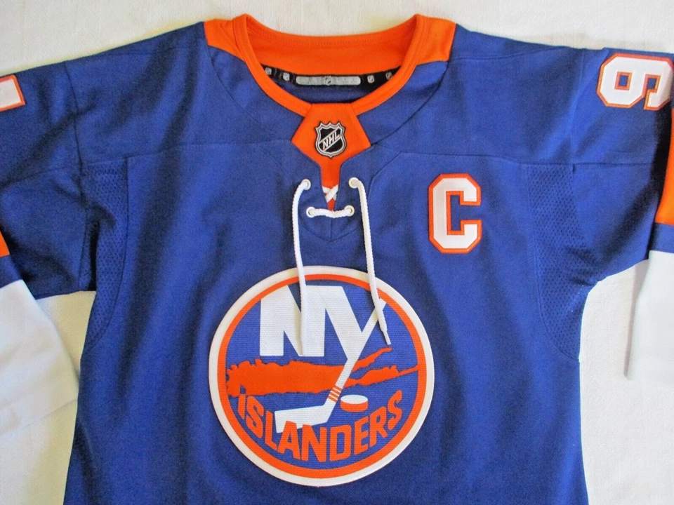 NHL Youth New York Islanders Tavares 曲棍球球衣尺寸 L/XL — 第 2/4 张图片