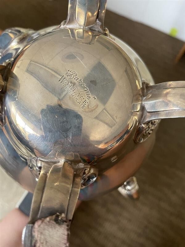 Wallace Silver plate Baroque (15-inch) Coffee pot & (23-inch) Tray