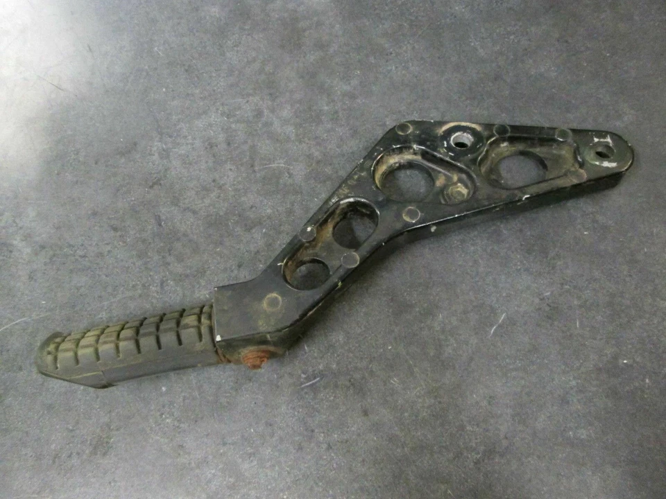 83 Honda VT500FT Left Rear Foot Peg & Mount VT 500 Ascot 1983 - Изображение 4 из 4
