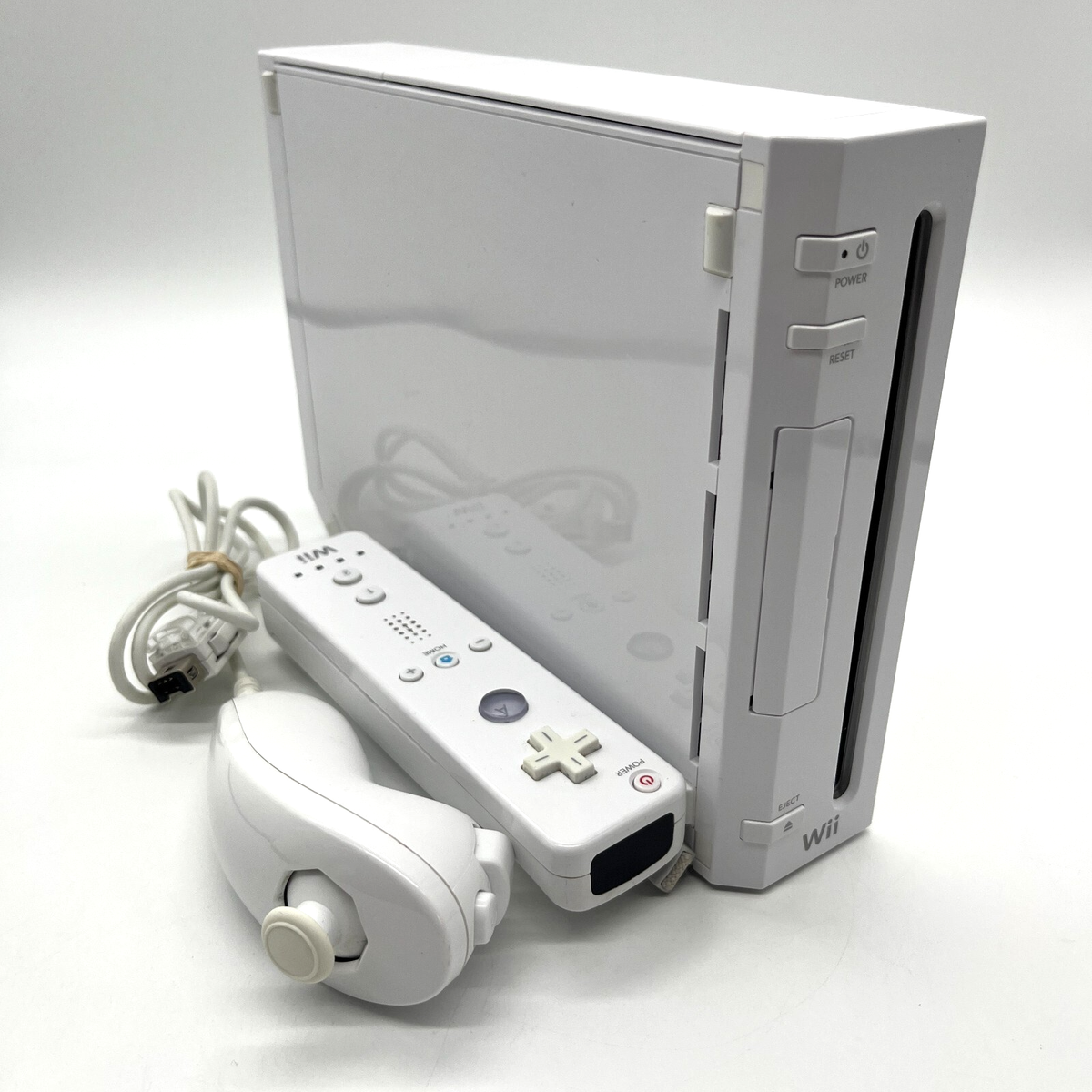 Nintendo Wii Console Complete Set with Mario Kart GameCube
