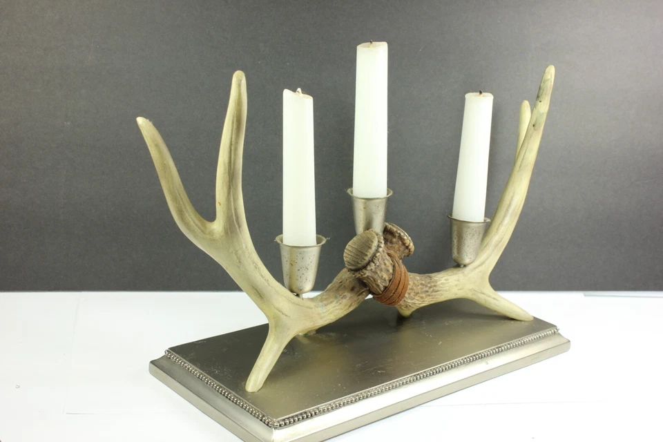 Candelabro de asta con velas cónicas decoración rústica de cabaña Lodge Foto 2 de 4