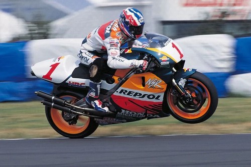 ALTAYA 1/12 Scale Mick Doohan Honda NSR500 #1 MotoGP 1998 - Picture 2 of 4