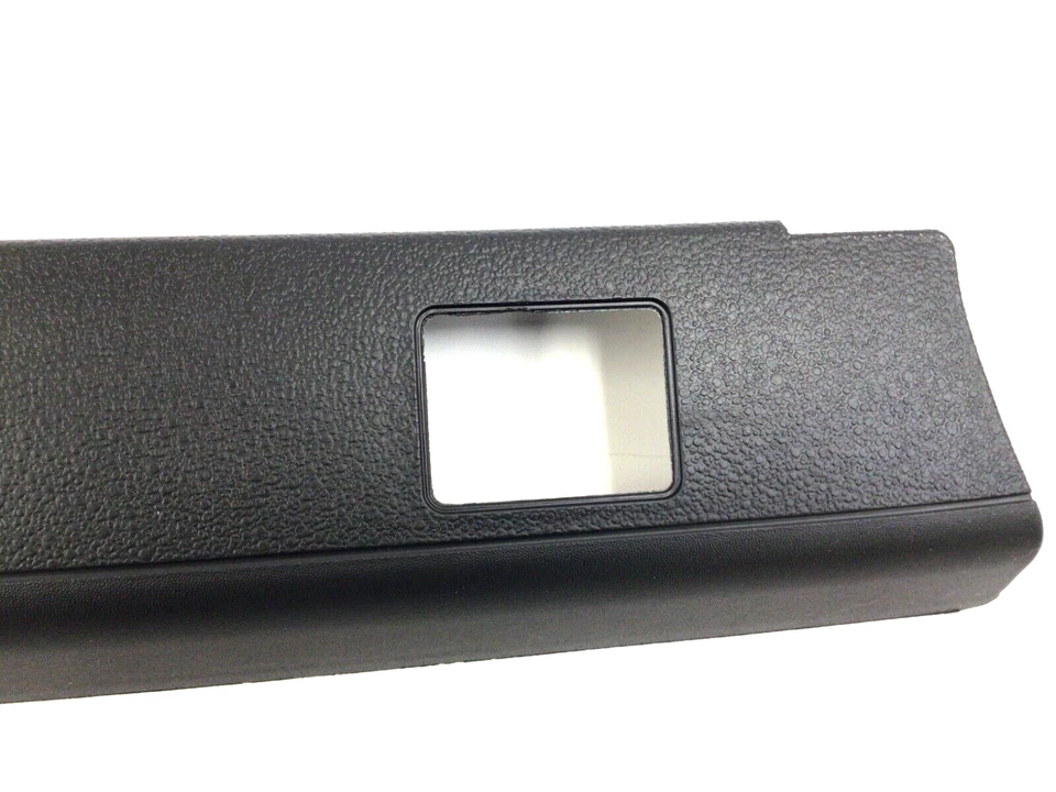 04-07 Chevrolet Silverado GMC Sierra RH 5,5' Fleetside Bed Riel Moldura Nuevo OEM Foto 3 de 4