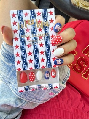 Red Aspen Press On Nails~ Silas Short Almond,  Design, Glitter NWT July 4th
