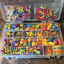 Huge 758 Pc Pop Arty Snap Together Beads Jewelry Making Lot Organizer Case