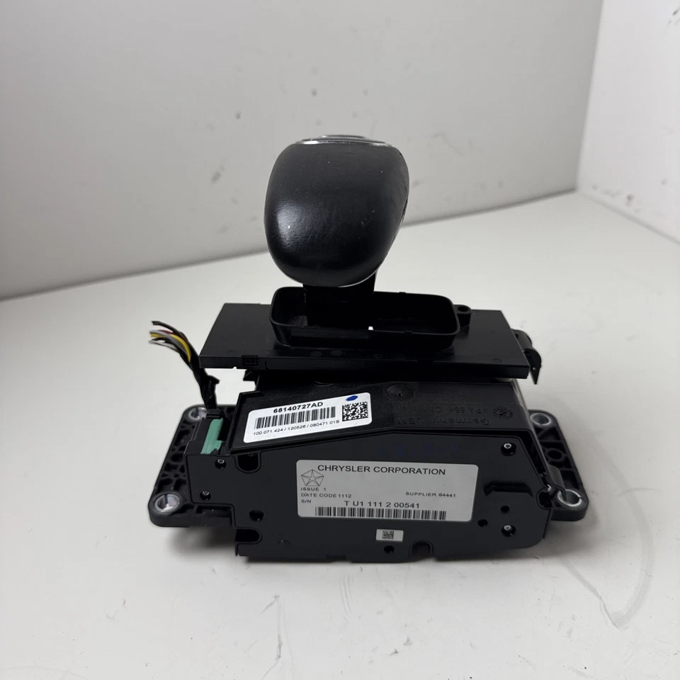 Interruptor selector de palanca de cambios de piso Chrysler 300 2012 68140727AD OEM Foto 2 de 4