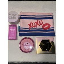 I Heart Revolution STRAWBERRY Blush Blusher Honey Bear Highlighter Moschino Toy