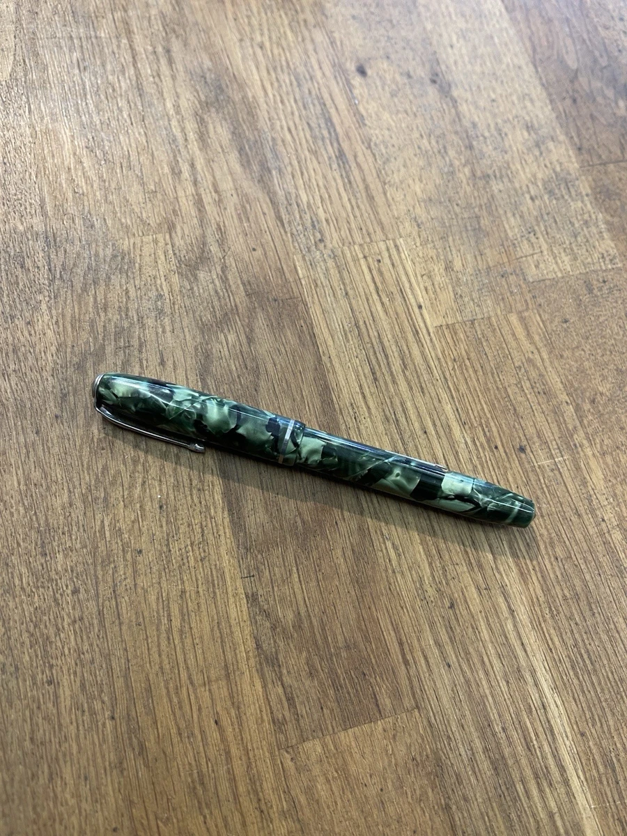 Marble Fountain Pen in Collectable Conway Stewart Fountain Pens