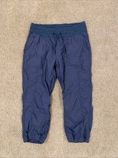 Women's The North Face Aphrodite 2.0 Blue Capri Athletic Pants UPF 40 Sz M