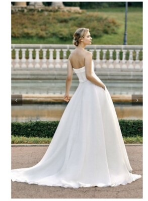 Sincerity Brautkleid Style 44128. Nagelneu mit Etikett