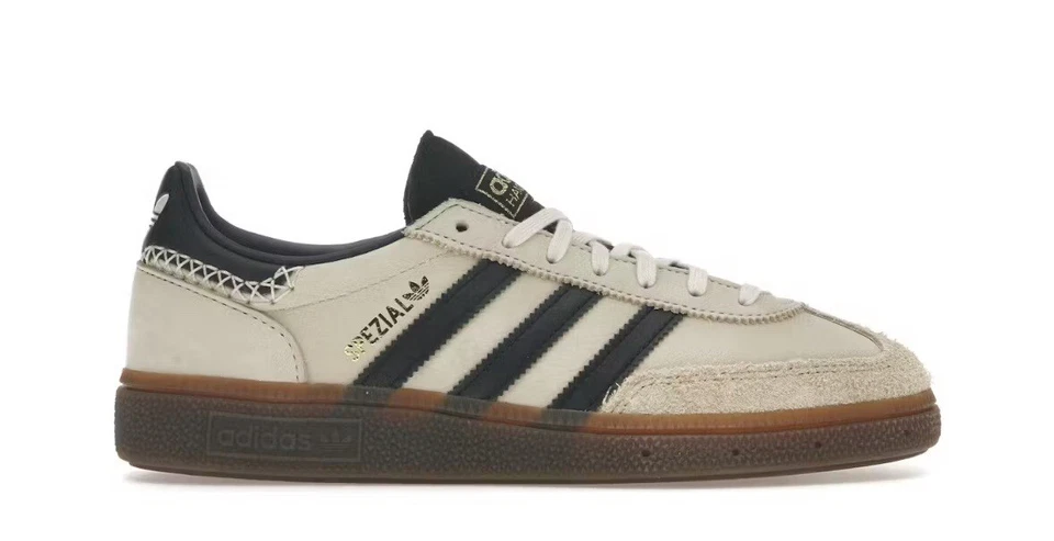 Size 6.5 - adidas Handball Spezial Aluminium Black Gum W - Image 2 of 3