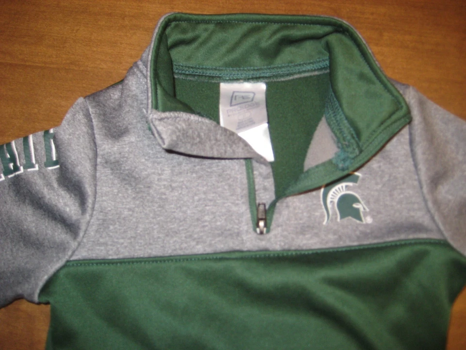 Michigan State Quarter Zip Top Toddler, 2T, Green and Grey, Very Good Condition - Image 3 of 4