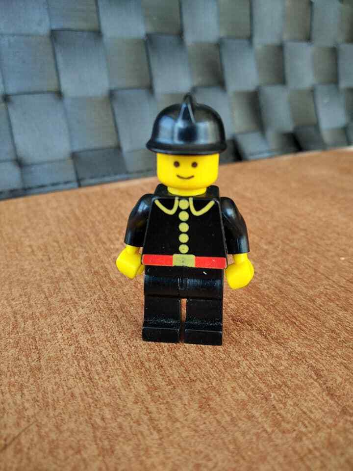 Picture 1 of 1