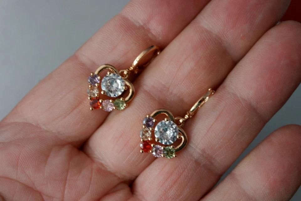 Красивое желтое золото заполненный сердце Радуга Топаз висячие серьги в подарочной коробке - Изображение 2 из 4