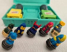 TOMY Spinjas Battlers Green Arena Case 2 Spinners SEVEN Launchers c.1987