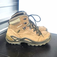LOWA Renegade GTX Mid Men’s 8 Gore-Tex Waterproof Leather Hiking Boots Vibram
