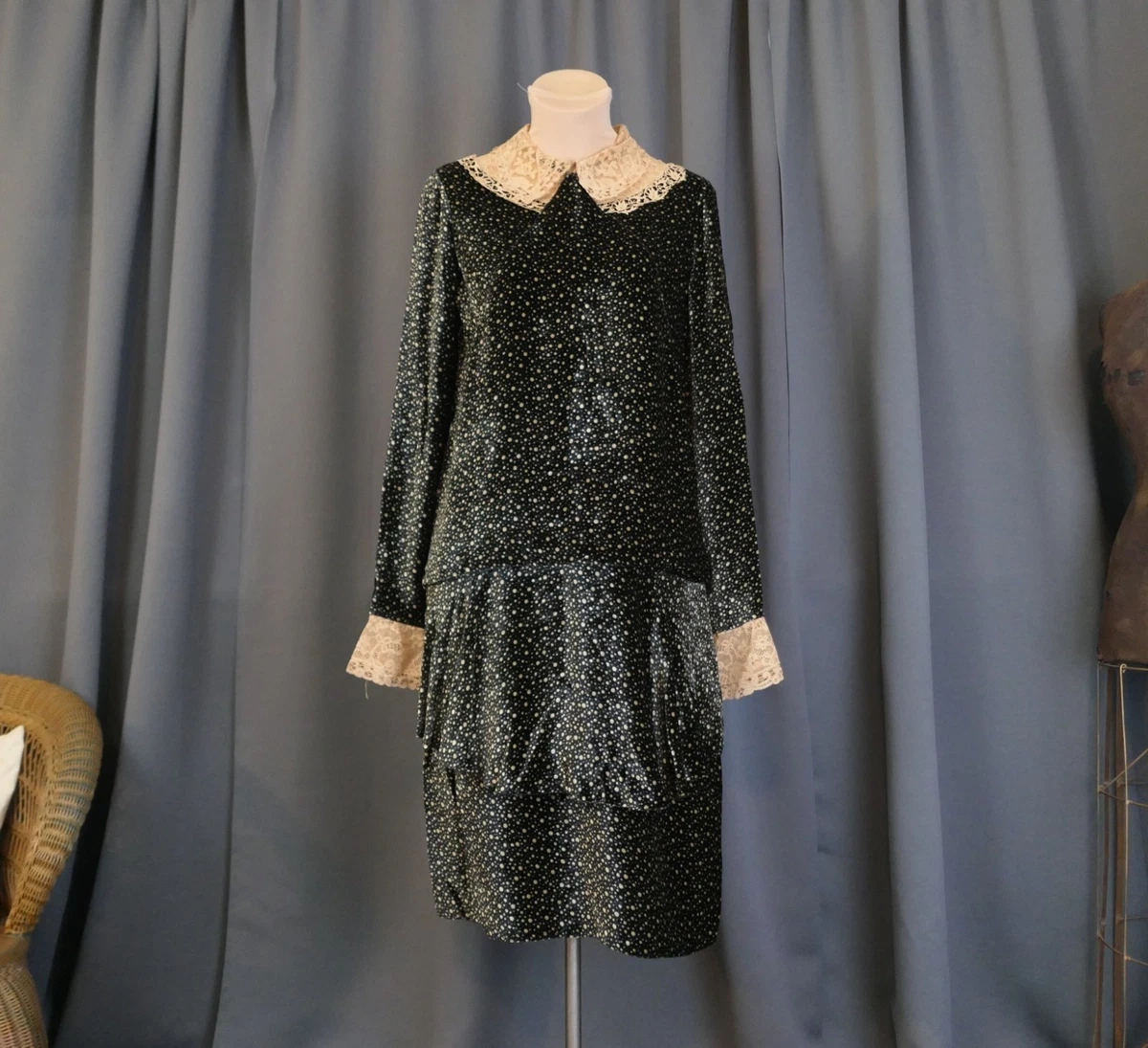 Flapper Velvet Vintage Dresses 1920s Decade for sale