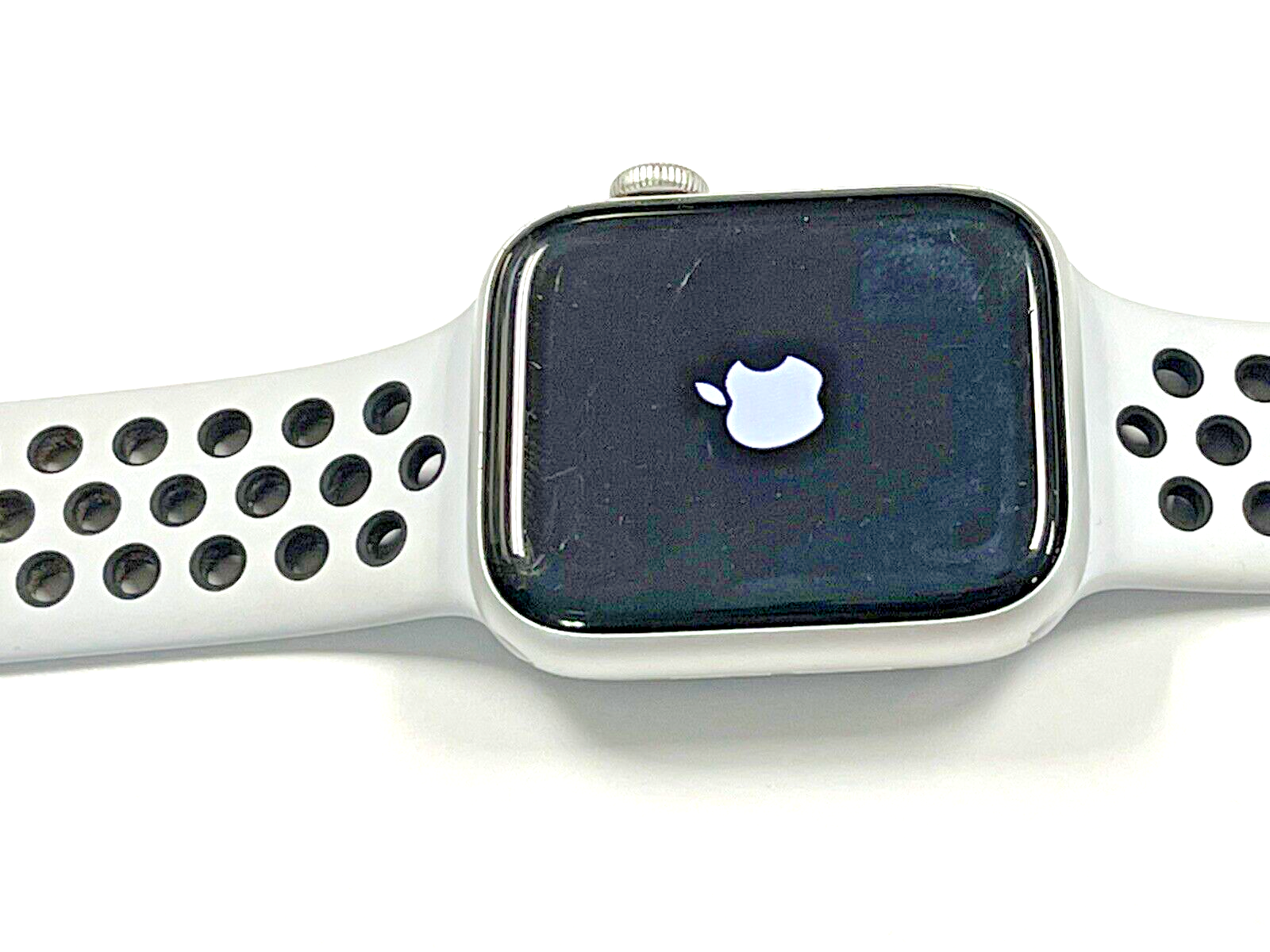 Apple Watch SE Nike A2352 44mm GPS .WR-50 Meters 190199821972 | eBay