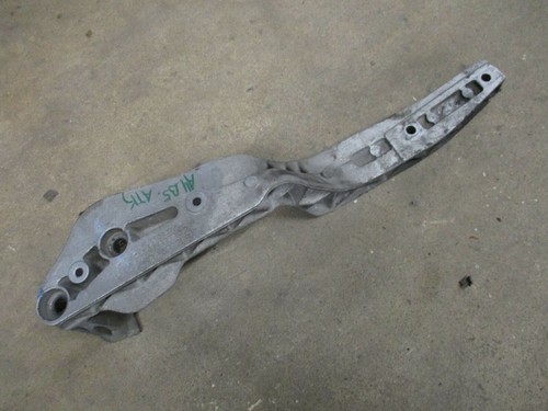 Differentialhalter Halter Audi S4 A4 B5 AGB Hinterachse Halterung 8D0599289
