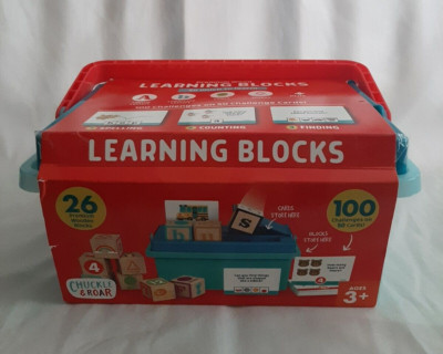 Chuckle & Roar Learning Blocks 26 Premium Wooden Blocks New 215