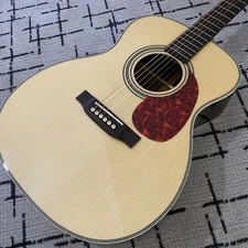 Acoustic guitar 00028 EC solid spruce top 6 string rosewood fingerboard