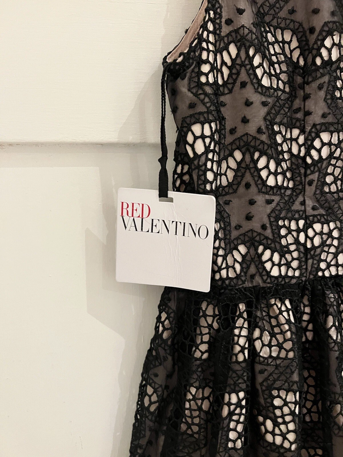 Abito rosso Valentino stampa stella nero occasione IT46 UK14 nuovo con etichette