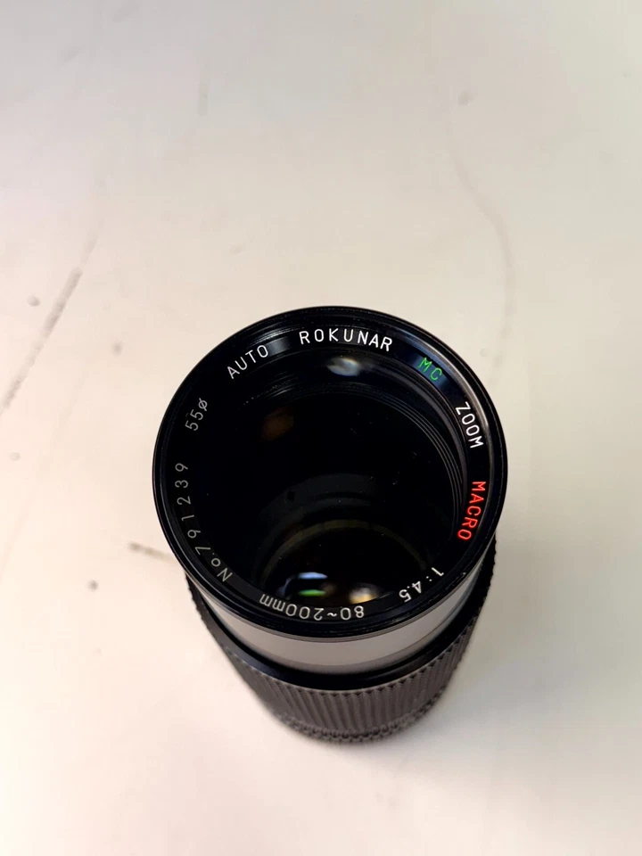 Lente macro vintage Rokunar MC 80-200 mm f/4,5 negra Pentax K-Mount Foto 3 de 4