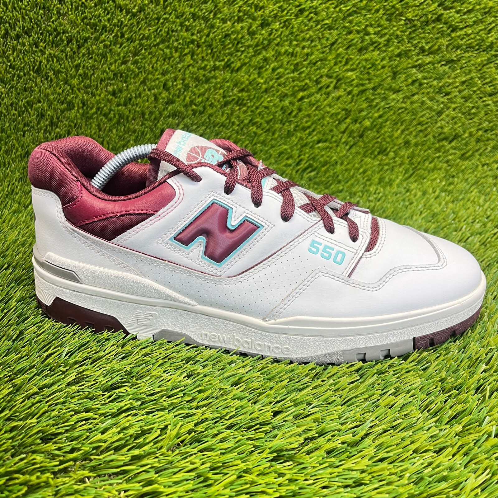 New Balance 550 Mens Size 10.5 White Burgundy Athletic Walking Shoes Sneakers