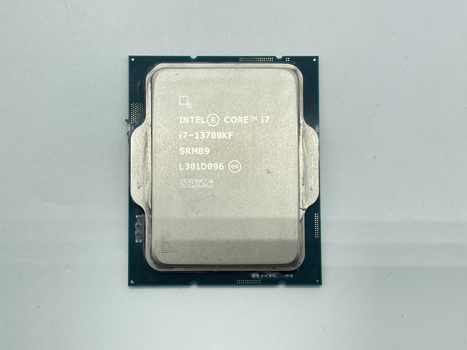 Intel Core i7-13700KF Processor (5.4 GHz, 16 Cores, LGA 1700) Box