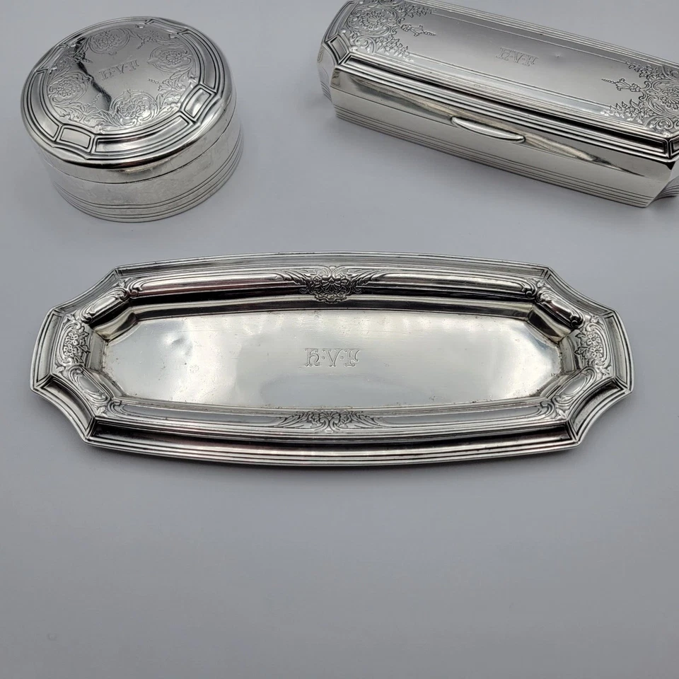 Conjunto de cômoda antiga TIFFANY & CO prata esterlina 925-1000 (3) - Imagem 2 de 4