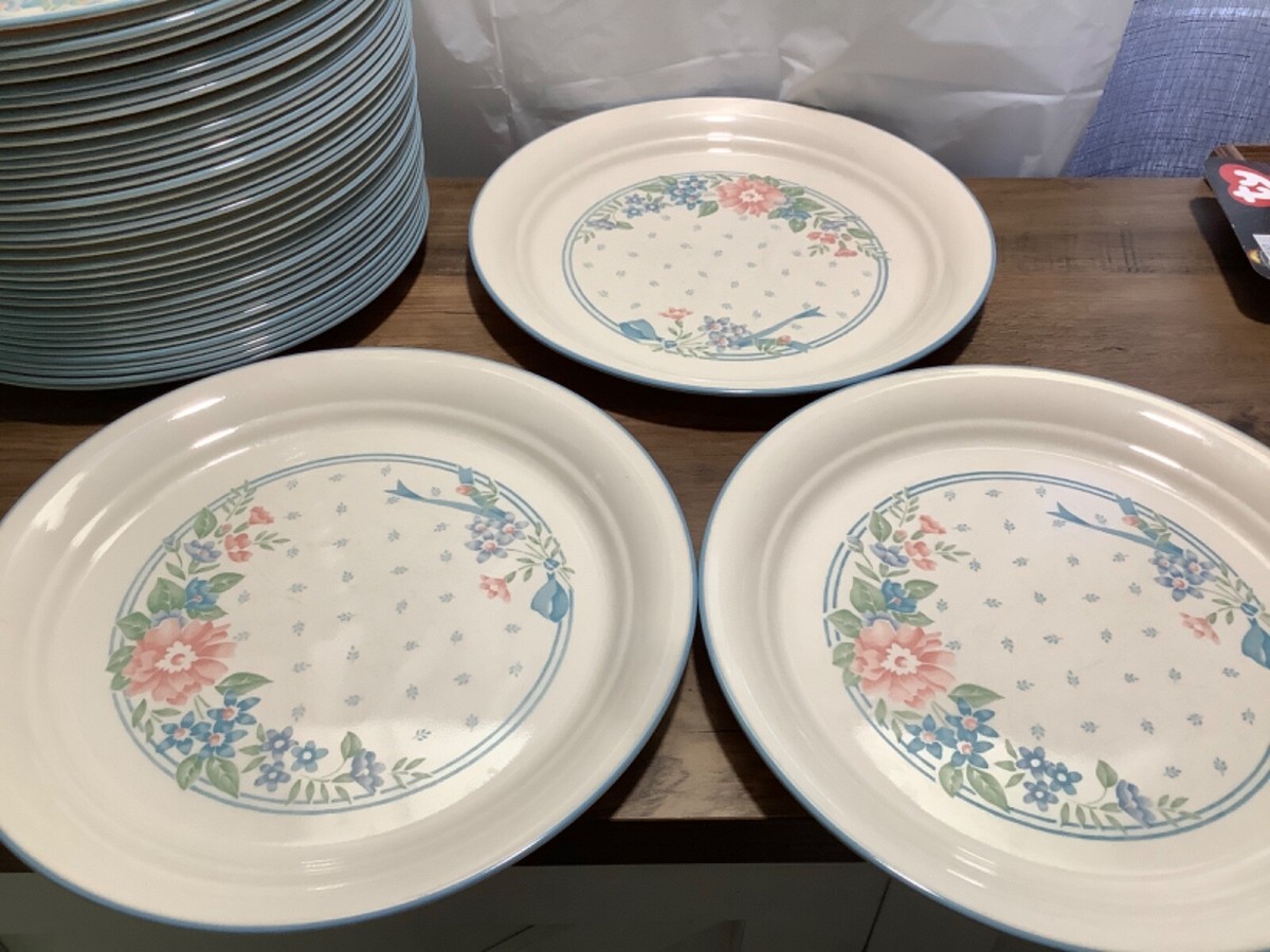 Corelle Symphony Dinner Plates 10 1/8 Inch Cream Pink Blue Floral Set of