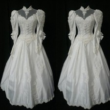 Victorian Satin Wedding Dresses Long Sleeve High Neck Lace Applique Bridal Gown