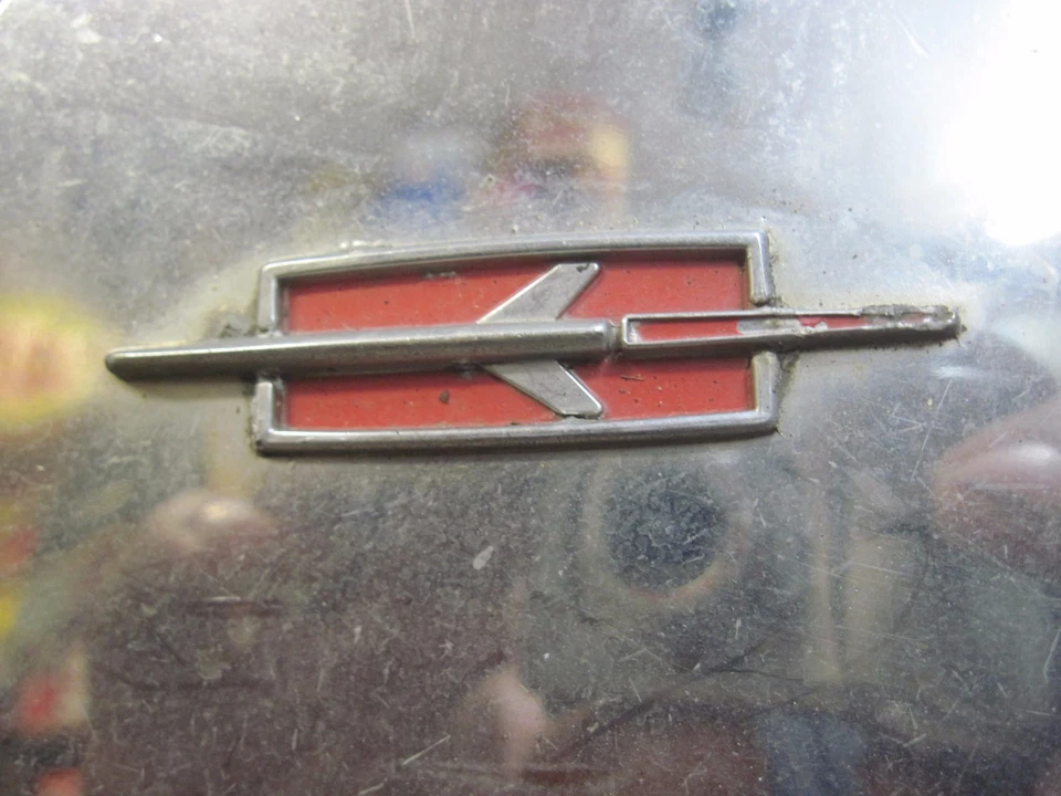 DELTA 88 98 OLDSMOBILE CABLE RADIOS TAPACUBOS RUEDA CUBIERTA 1977 1979 OEM 14" VINTAGE Foto 2 de 4