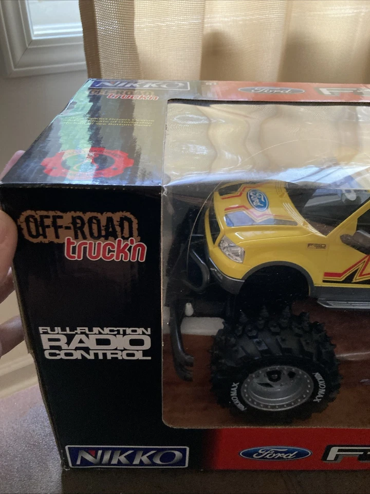 Vintage NIKKO Ford F150 Monster Truck 4X4 RC Radio Control Truck Yellow Car - Image 2 of 4