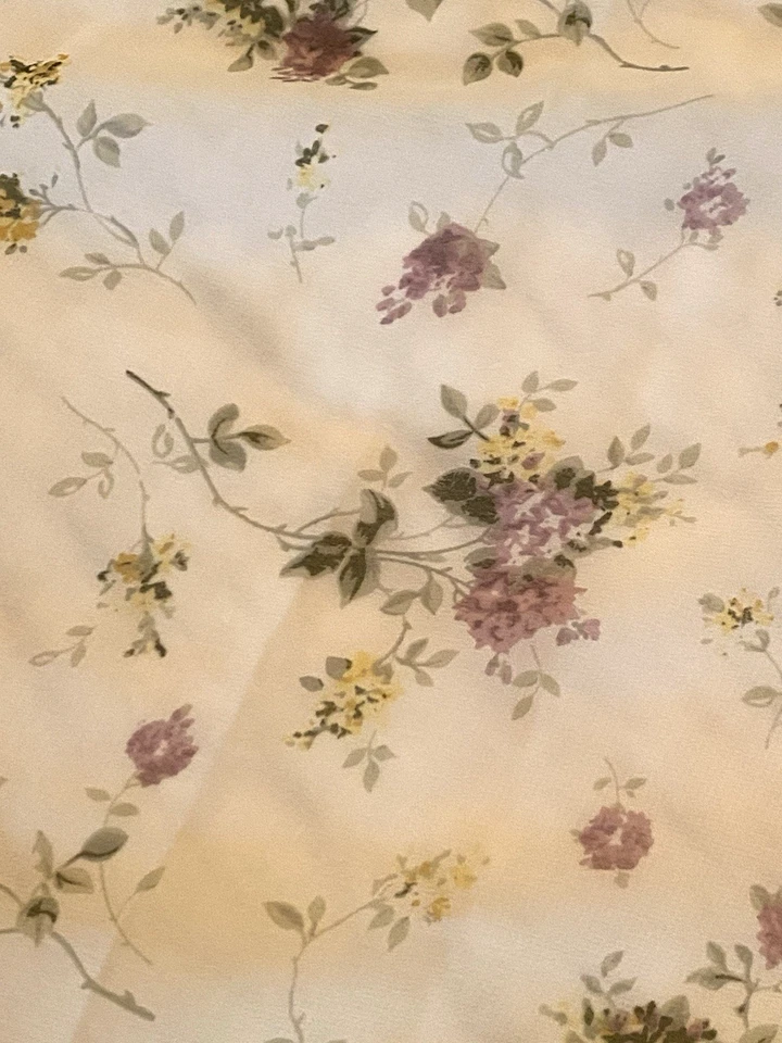 PANELES CORTINA TRANSPARENTES FLORALES LAVANDA TESOROS DE RACHEL ASHWELL 43"x86" CANTIDAD ~ 4 Foto 2 de 4