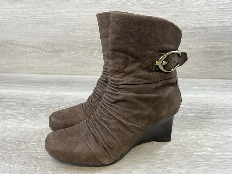 Earthies Chelsea Women's Ankle Boots Brown Leather 8 Wedge Ankle Ruched Buckle - Image 3 of 4