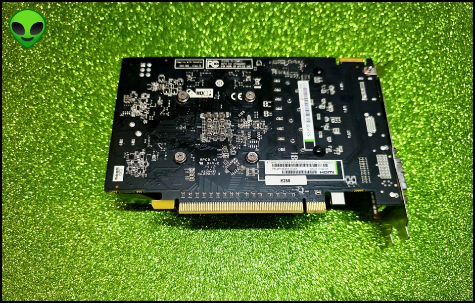 ATI RADEON R7 260 2GB GDDR5 SCHEDA VIDEO PCI EXPRESS SAPPHIRE #256 - Immagine 3 di 3