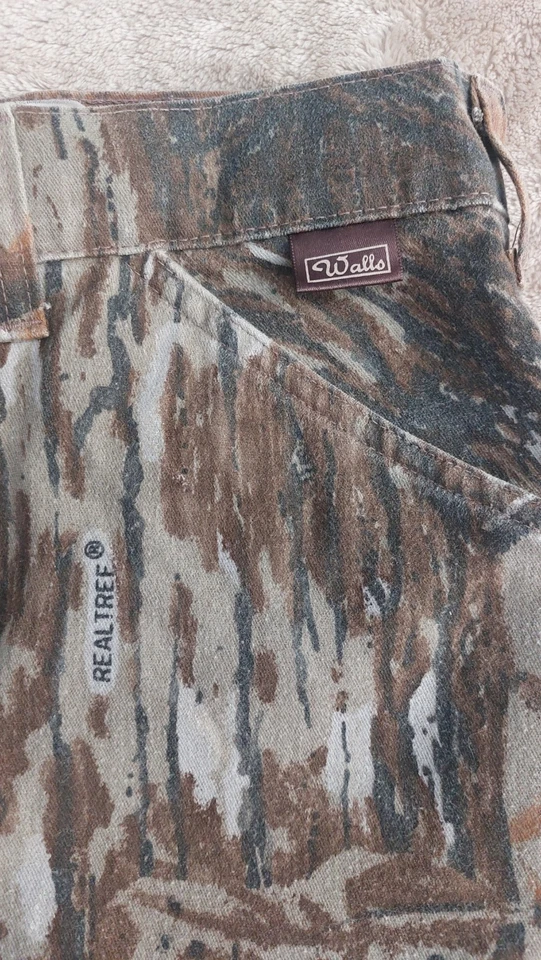 Vtg Walls Blizzard Pruf Thinsulate Realtree Camo Pants | Made In USA | 34 Tall - Image 3 of 4