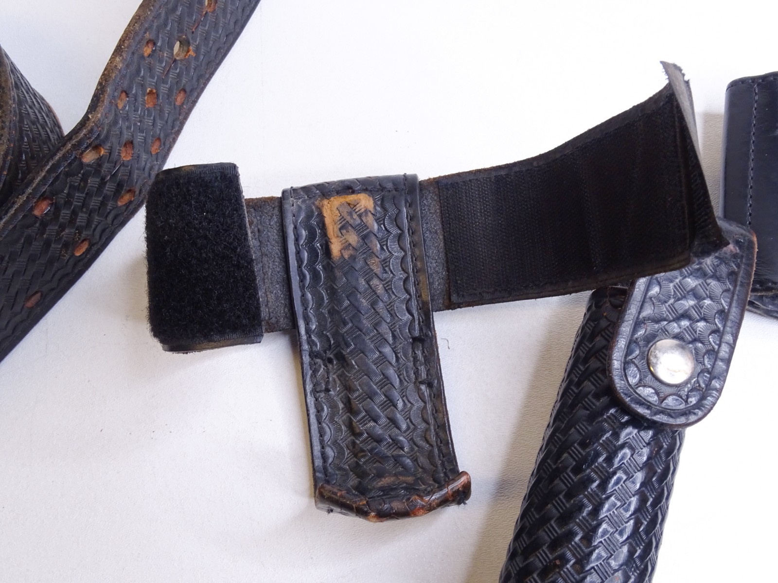 *missing buckle* Dutyman 34" Police Security Duty Belt Pouches Handcuff Case +