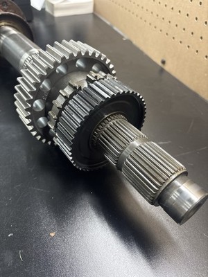 NV271 Manual Transmission Main Output Shaft   Ford F-450 F-550 Super Duty   OEM