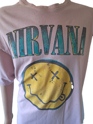 Nirvana Simle Smiley T-Shirt  Pink XL Music Rock Band Tee Shirt BRAND NEW