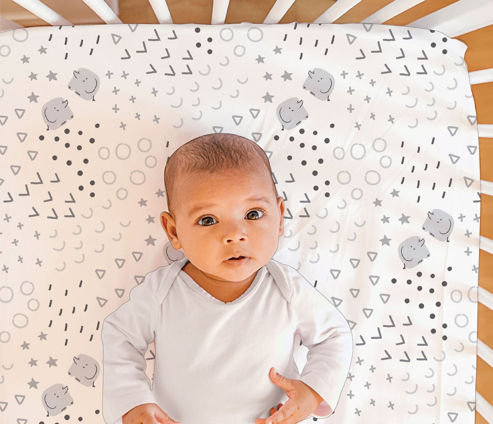 The Peanutshell Black and White Crib Bedding Set for Baby Boys or Girls