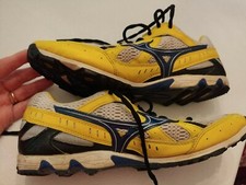 Unisex MIZUNO WAVE KAZE ATHLETIC Track And Field SHOE US 8 No Cleats/Dimples