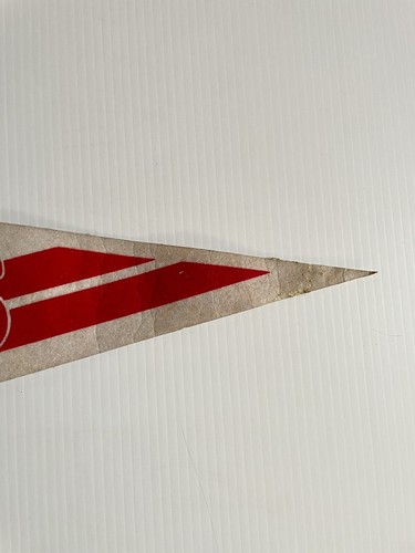 Vintage Cincinnati Reds Full Size 30” Felt Pennant MLB Memorabilia - Picture 4 of 5