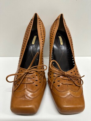 Maxstudio women size 8.5 M vintage brown leather Perforated heel shoes with bow