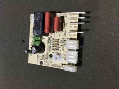 Whirlpool Kenmore 6105013 Refrigerator Control Board AZ76904 | NR2046