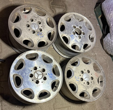 Mercedes-Benz W124 Jantes En Aluminium 8-Trous 1244011802