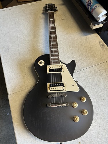 Epiphone Les Paul Traditional Pro IV Limited-Edition Electric Guitar, broken