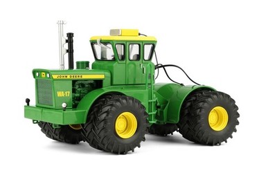 ERTL - Traktor Prestige Edition   JOHN DEERE Wagner WA-17 4WD Doppelbereifung...