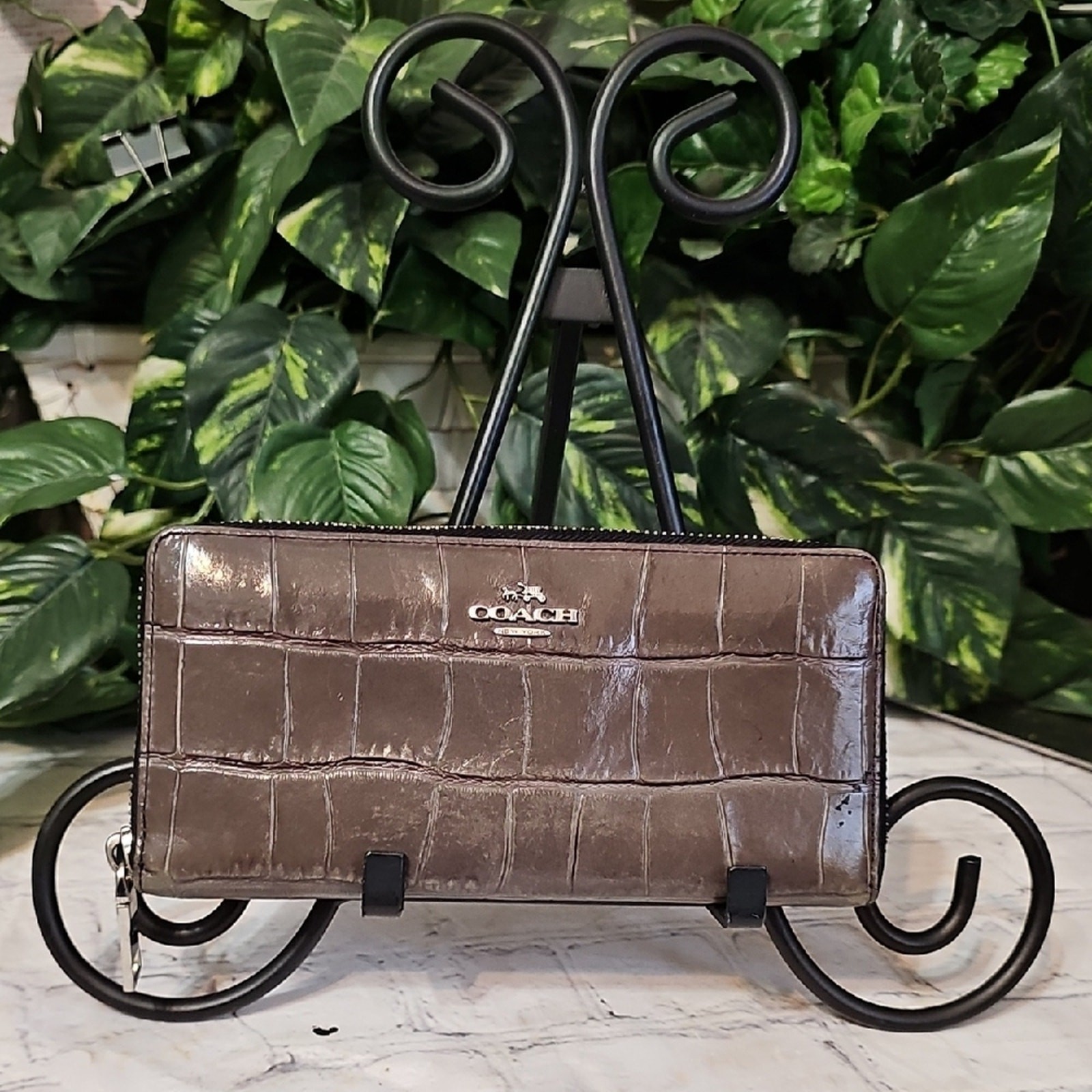 Coach Croc-Embossed Leather Zippy Accordion Wallet
